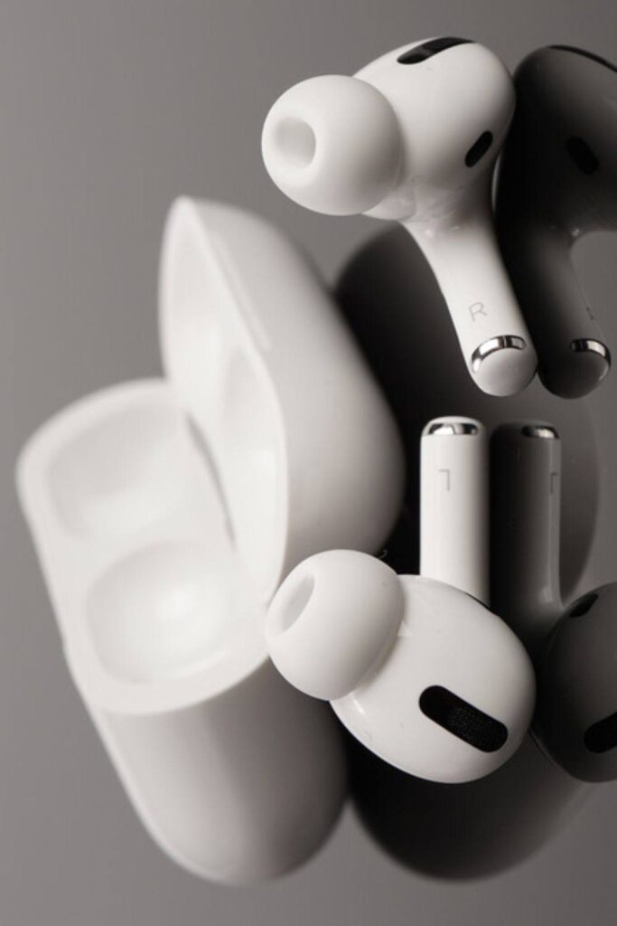 Оригинальные AirPods Pro 2 — магазин техники в Ростове